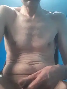 Snapshot of hugosafado333 chatting on 12-18-25, 03:40 hugosafado333 online show from 12-18-25, 03:40