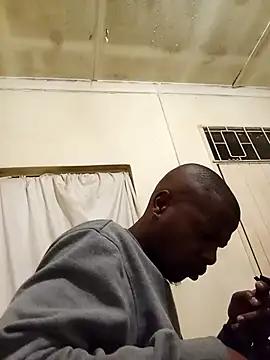 Snapshot of izinjamfee2 chatting on 11-07-25, 12:54 izinjamfee2 online show from 11-07-25, 12:54