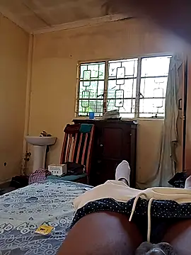 Snapshot of izinjamfee2 chatting on 01-11-26, 08:19 izinjamfee2 online show from 01-11-26, 08:19