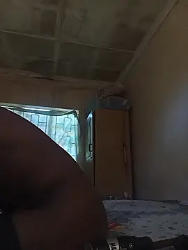 Snapshot of izinjamfee2 chatting on 01-14-26, 10:10 izinjamfee2 online show from 01-14-26, 10:10