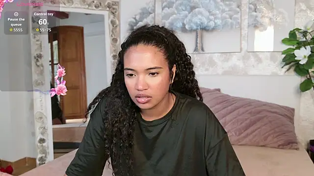 Snapshot of MilaTeenX chatting on 09-12-25, 07:08 MilaTeenX online show from 09-12-25, 07:08