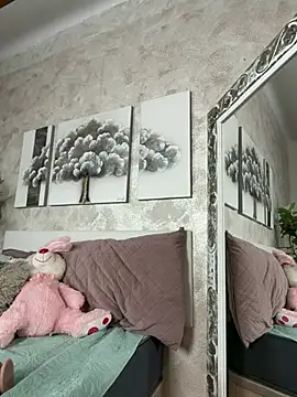 MilaTeenX online show from 06-25-26, 06:40