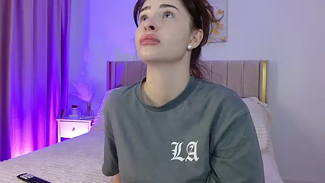 GraceCarther online show from 11-26-25, 06:31