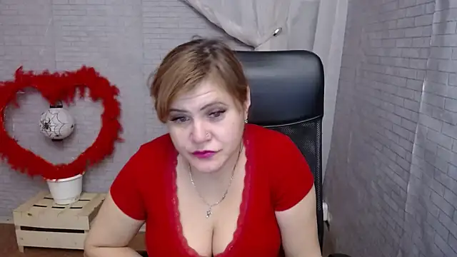 DaniellaKiss online show from 02-06-25, 08:45