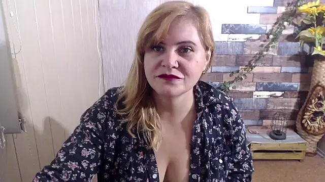 DaniellaKiss online show from 09-21-25, 08:05