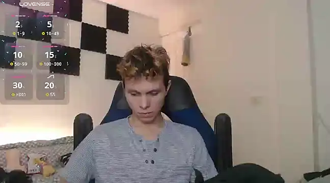 Snapshot of bryamado69 chatting on 02-28-25, 12:10 bryamado69 online show from 02-28-25, 12:10