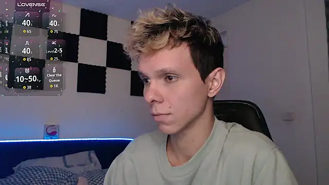 Snapshot of bryamado69 chatting on 09-09-25, 03:28 bryamado69 online show from 09-09-25, 03:28