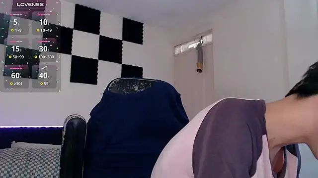 Snapshot of bryamado69 chatting on 09-25-25, 02:32 bryamado69 online show from 09-25-25, 02:32