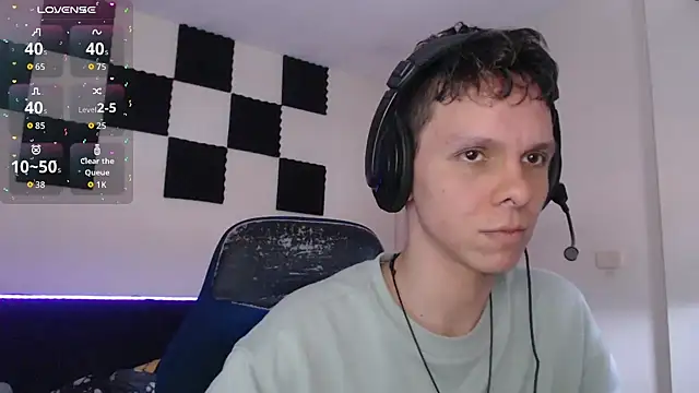 Snapshot of bryamado69 chatting on 11-16-25, 06:35 bryamado69 online show from 11-16-25, 06:35