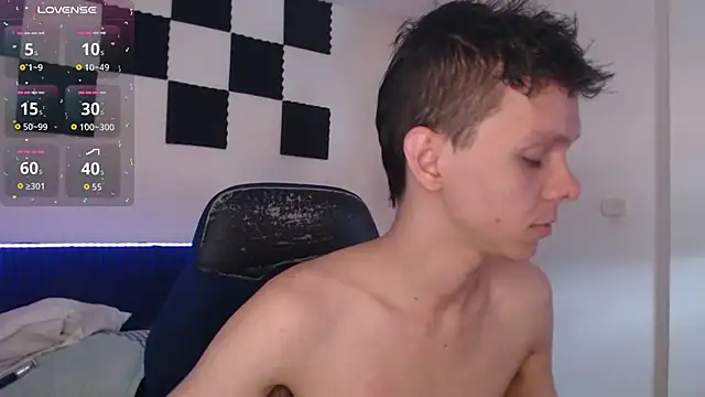 Snapshot of bryamado69 chatting on 11-18-25, 05:39 bryamado69 online show from 11-18-25, 05:39