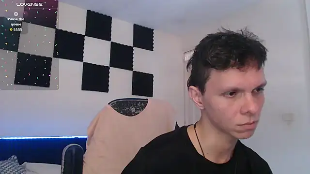 Snapshot of bryamado69 chatting on 11-26-25, 03:57 bryamado69 online show from 11-26-25, 03:57