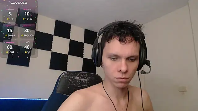 Snapshot of bryamado69 chatting on 12-03-25, 04:31 bryamado69 online show from 12-03-25, 04:31