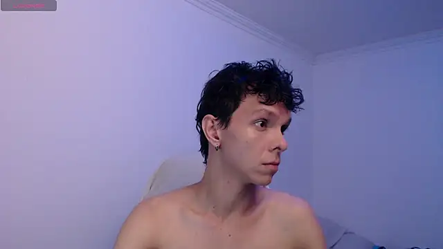 bryamado69 online show from 04-13-26, 07:47