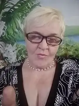 Snapshot of VioletSweet566 chatting on 12-06-24, 11:03 VioletSweet566 online show from 12-06-24, 11:03