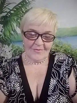 Snapshot of VioletSweet566 chatting on 12-08-24, 06:50 VioletSweet566 online show from 12-08-24, 06:50