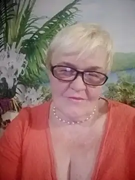 Snapshot of VioletSweet566 chatting on 12-09-24, 06:14 VioletSweet566 online show from 12-09-24, 06:14