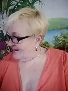 Snapshot of VioletSweet566 chatting on 12-11-24, 05:26 VioletSweet566 online show from 12-11-24, 05:26