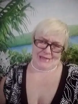 Snapshot of VioletSweet566 chatting on 01-15-25, 04:00 VioletSweet566 online show from 01-15-25, 04:00