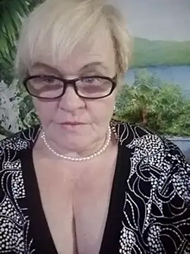 Snapshot of VioletSweet566 chatting on 01-24-25, 11:12 VioletSweet566 online show from 01-24-25, 11:12