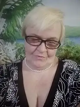 Snapshot of VioletSweet566 chatting on 01-26-25, 03:47 VioletSweet566 online show from 01-26-25, 03:47