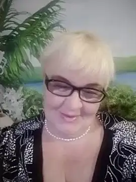 Snapshot of VioletSweet566 chatting on 01-30-25, 04:13 VioletSweet566 online show from 01-30-25, 04:13