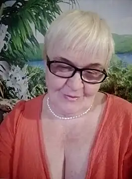 Snapshot of VioletSweet566 chatting on 02-12-25, 10:15 VioletSweet566 online show from 02-12-25, 10:15