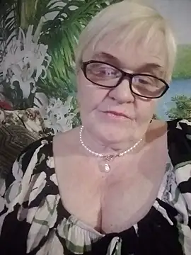 Snapshot of VioletSweet566 chatting on 02-15-25, 09:26 VioletSweet566 online show from 02-15-25, 09:26