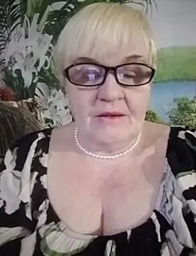 Snapshot of VioletSweet566 chatting on 02-22-25, 04:40 VioletSweet566 online show from 02-22-25, 04:40