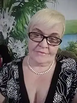 Snapshot of VioletSweet566 chatting on 03-05-25, 06:34 VioletSweet566 online show from 03-05-25, 06:34