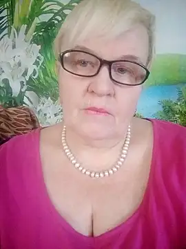 Snapshot of VioletSweet566 chatting on 03-08-25, 07:49 VioletSweet566 online show from 03-08-25, 07:49