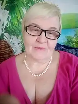 Snapshot of VioletSweet566 chatting on 03-08-25, 10:54 VioletSweet566 online show from 03-08-25, 10:54