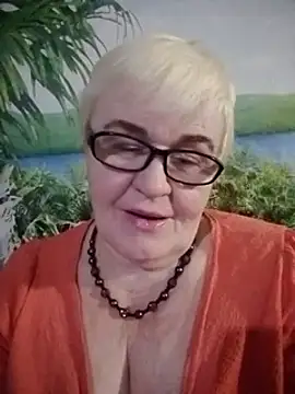 Snapshot of VioletSweet566 chatting on 03-13-25, 06:23 VioletSweet566 online show from 03-13-25, 06:23