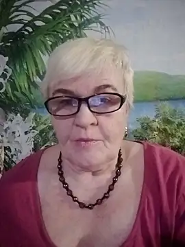 Snapshot of VioletSweet566 chatting on 03-15-25, 05:15 VioletSweet566 online show from 03-15-25, 05:15