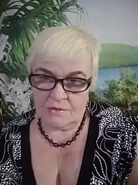 Snapshot of VioletSweet566 chatting on 03-16-25, 06:23 VioletSweet566 online show from 03-16-25, 06:23