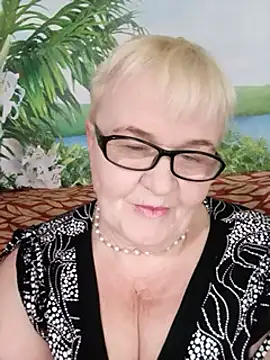 Snapshot of VioletSweet566 chatting on 03-21-25, 03:35 VioletSweet566 online show from 03-21-25, 03:35