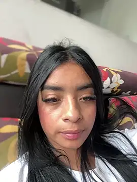 Laura fernandezII online show from 02-07-25, 05:40