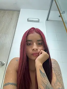 Snapshot of Laura_fernandezII chatting on 01-07-26, 04:42 Laura fernandezII online show from 01-07-26, 04:42