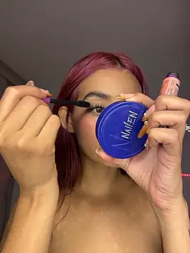 Snapshot of Laura_fernandezII chatting on 01-14-26, 02:39 Laura fernandezII online show from 01-14-26, 02:39