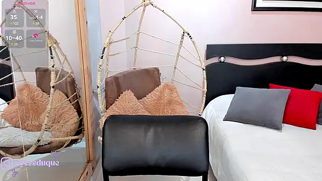 LenaRuiz  online show from 03-03-26, 12:11