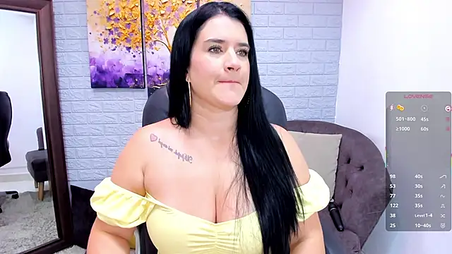 LenaRuiz  online show from 05-29-26, 12:03