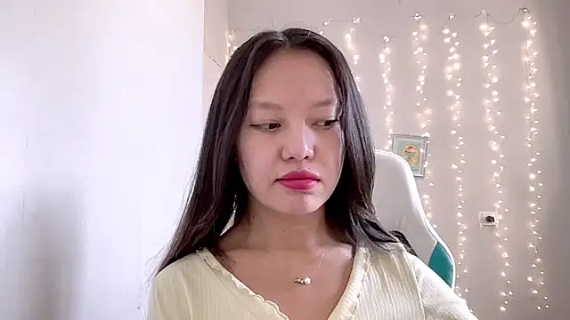 Risalynn online show from 03-11-25, 03:37