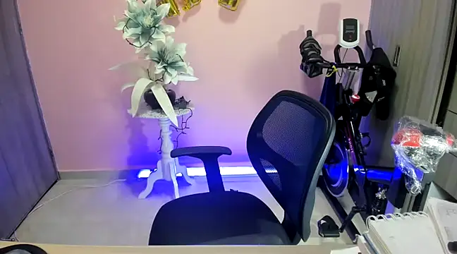 KAROL MILF online show from 12-03-24, 12:46