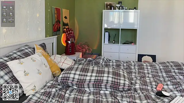 Snapshot of vlad_ggvldd chatting on 03-22-25, 12:57 vlad ggvldd online show from 03-22-25, 12:57