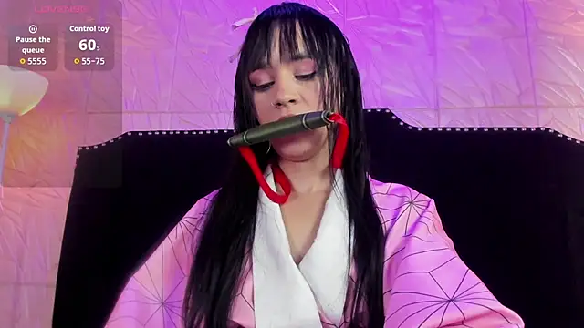 Snapshot of Sofii_Carter chatting on 10-22-25, 08:41 Sofii Carter online show from 10-22-25, 08:41