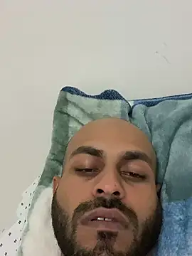 islandvybee55 online show from 12-11-24, 03:24