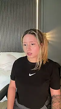 MiaPetit  online show from 11-15-25, 01:14