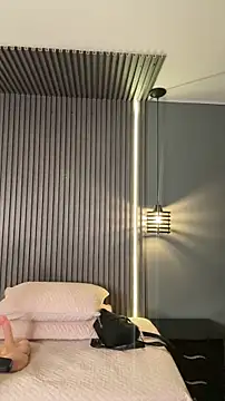 MiaPetit  online show from 12-15-25, 08:24