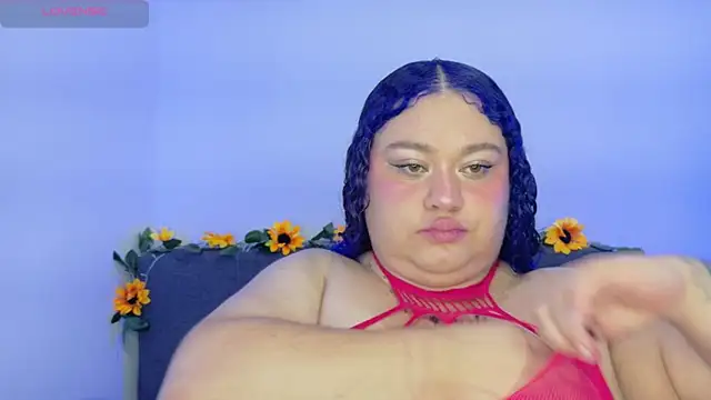 lunitaa0 online show from 03-26-26, 05:35