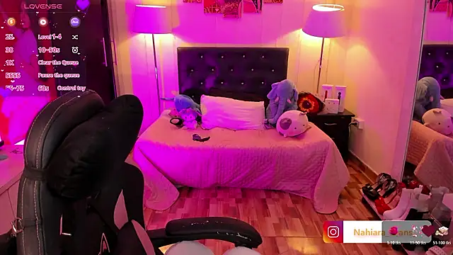 NahiaraEvans  online show from 02-26-26, 03:27