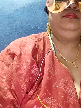 tamilthanushri online show from 02-19-25, 06:21